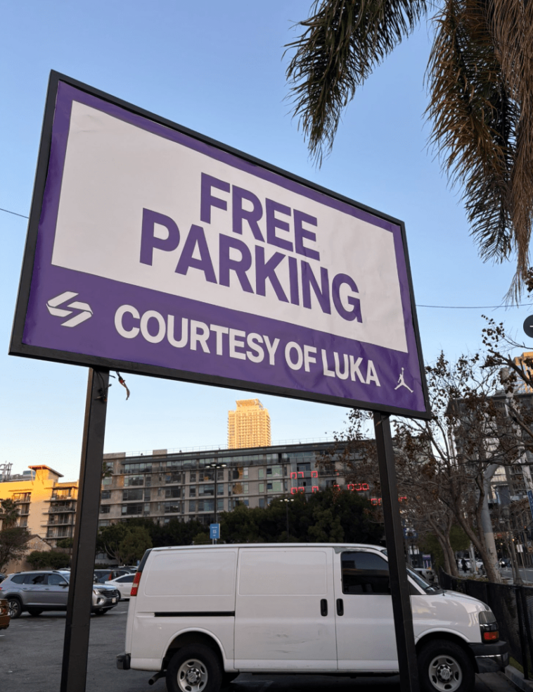 luka-doncic-provided-free-parking-for-lakers-fans-before-mavericks-game