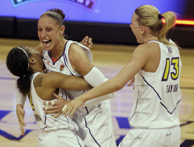 sandy-brondello-tells-the-post-what-it-was-like-to-have-‘front-row-seat’-to-diana-taurasi’s-greatness