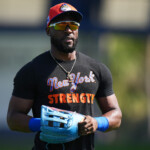 starling-marte’s-sore-knee-problem-isn’t-going-away-in-slow-spring-training-ramp-up