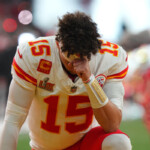 kansas-city-chiefs-2025-nfl-offseason,-nflpa-report-card:-patrick-mahomes-needs-help-up-front-and-at-wr