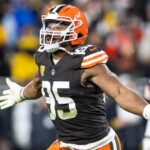 myles-garrett,-browns-at-odds-about-his-future-with-team;-star-lineman-not-open-to-extension:-report