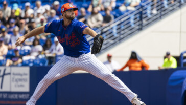 clay-holmes-making-transition-to-mets-starting-role-look-seamless