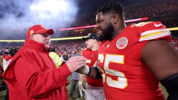 chiefs-to-franchise-tag-elite-offensive-guard-trey-smith