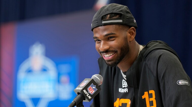 shedeur-sanders-exudes-confidence-in-combine-presser:-‘why-wouldn’t-a-franchise-pick-me?’