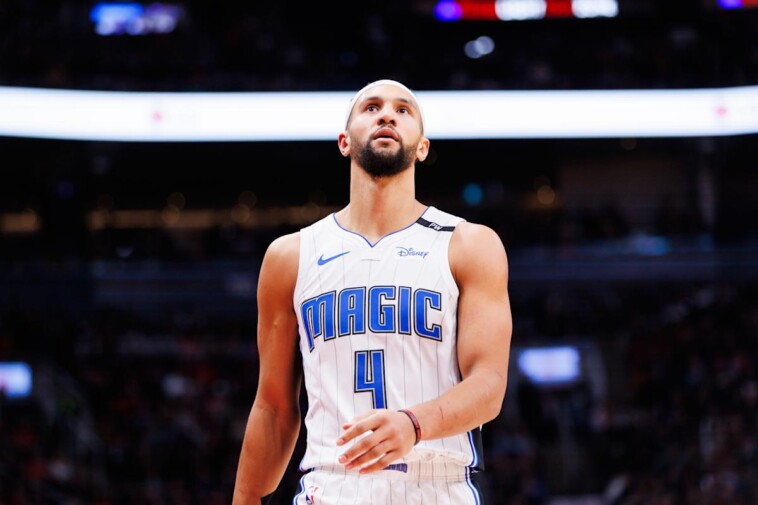 magic-guard-jalen-suggs-out-indefinitely-with-left-knee-injury