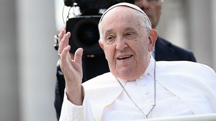 pope-francis-had-peaceful-night,-is-resting-after-breathing-crisis,-vatican-says