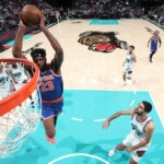 mitchell-robinson’s-knicks-return-comes-with-solid-play-and-‘smooth’-dunk