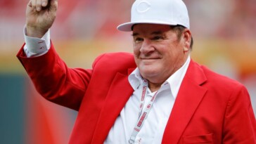 president-trump-says-he-will-issue-pete-rose-a-‘complete-pardon’