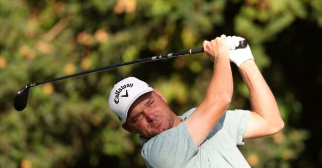 watch:-dale-whitnell-records-two-hole-in-ones-in-friday’s-round-of-south-african-open