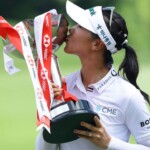 lydia-ko-wins-lpga-singapore-title-by-4-strokes