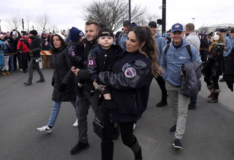 johnny-gaudreau’s-wife-thanks-nhl,-blue-jackets-for-honoring-late-husband-at-stadium-series-game