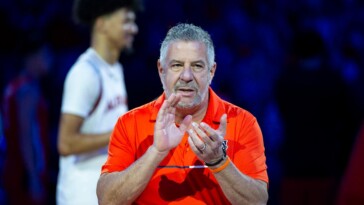 men’s-basketball-ap-poll:-auburn-again-stays-at-no.-1-entering-tough-final-week-of-the-regular-season