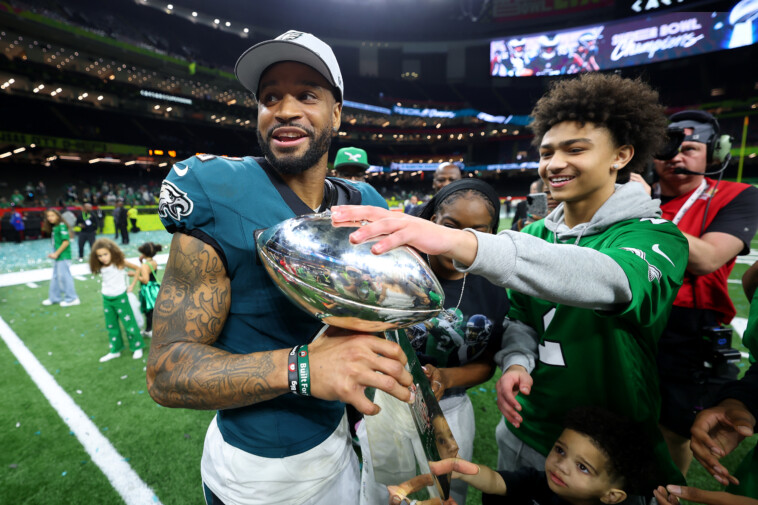 eagles-release-darius-slay-in-first-big-move-after-winning-super-bowl