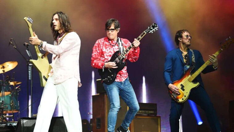 weezer-voted-‘most-just-ok’-band-of-all-time