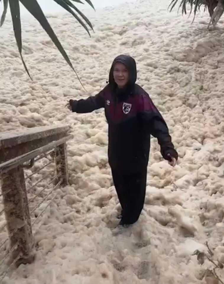 woman’s-reckless-stunt-goes-viral-after-jumping-into-sewage-filled-sea-foam:-‘bacteria-smoothie’