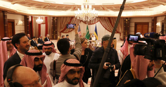 us.-ukraine-path-to-peace-talks-begin-in-saudi-arabia