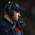 rich-rodriguez-says-he’s-banned-his-west-virginia-players-from-dancing-on-tiktok