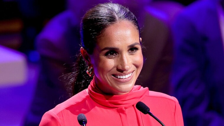 meghan-markle-desperate-to-ditch-‘dictator-in-high-heels’-persona-after-netflix-backlash:-experts