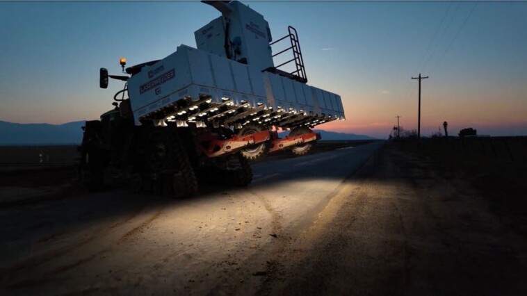 robot-uses-lasers-to-make-chemical-free-farming-a-reality