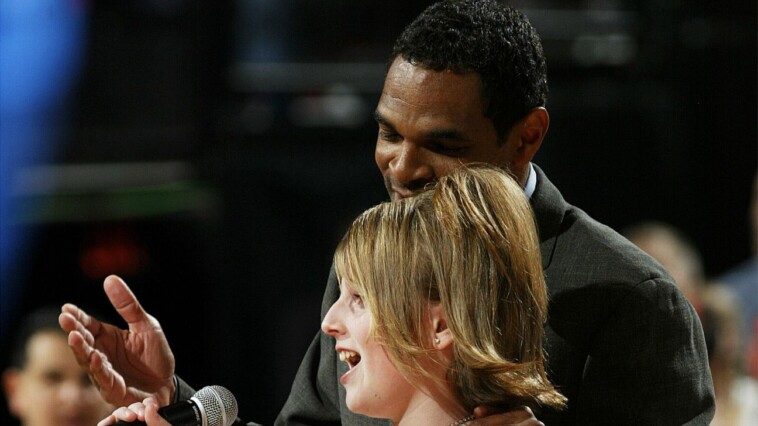 maurice-cheeks-reunites-with-trail-blazers-national-anthem-singer-he-aided