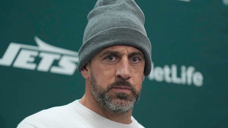 aaron-rodgers-spotted-strolling-on-beach-while-nfl-awaits-free-agent-decision