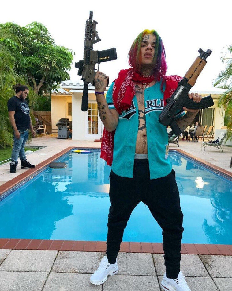 tekashi-6ix9ine-says-he-was-‘cuffed-for-hours-as-feds-raided-his-home-and-found-drugs-and-guns