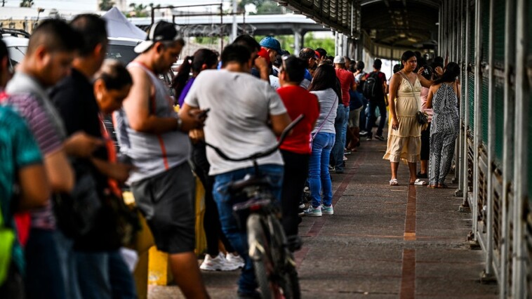 us’-foreign-born,-immigrant-populations-reach-record-highs:-report