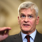 trump’s-fda-and-nih-picks-clear-committee,-teeing-up-final-senate-confirmation