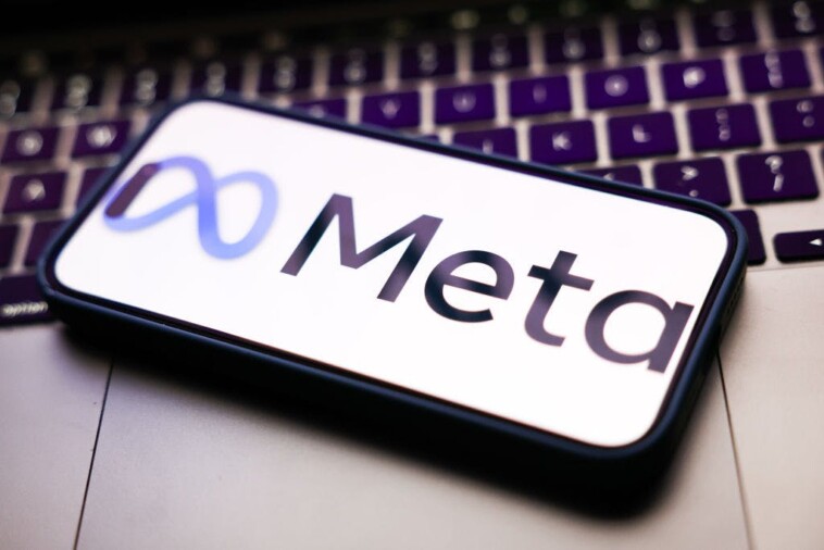 meta-follows-x,-will-start-testing-community-notes-on-facebook-and-instagram-next-week