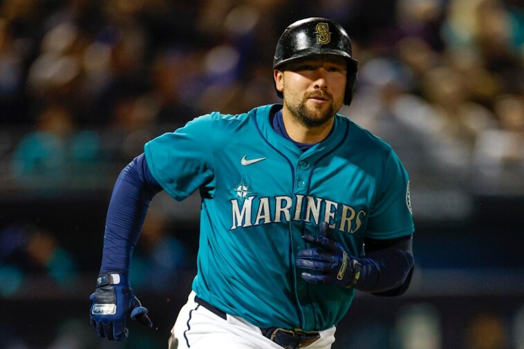 mariners-reportedly-sign-catcher-cal-raleigh-to-massive-6-year,-$105-million-extension