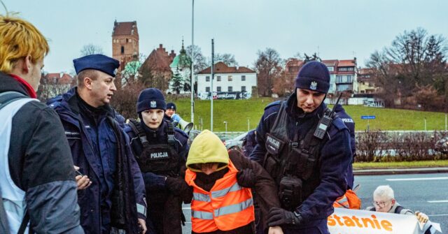 ‘last-generation’-climate-radicals-charged-with-forming-a-criminal-organisation-in-germany