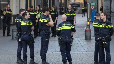 knife-wielding-man-injures-multiple-people-in-amsterdam,-including-2-americans