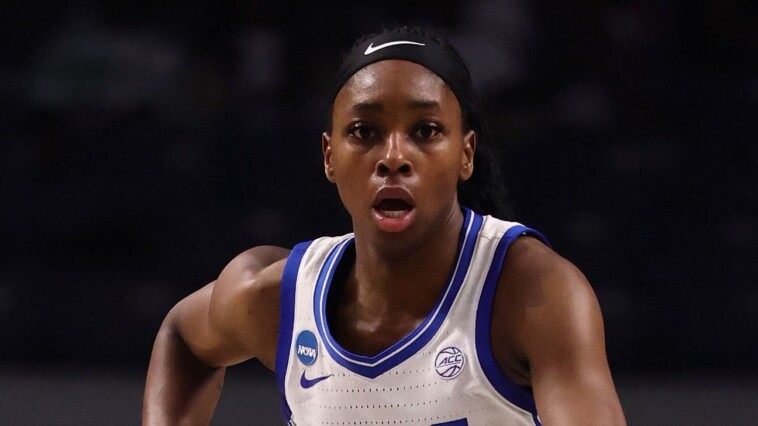 okananwa-leads-duke-past-unc-and-into-elite-8