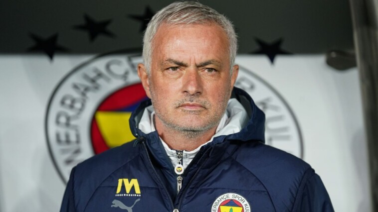 fenerbahce:-mourinho-provoked-before-nose-grab