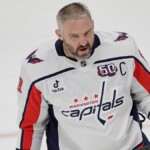 alex-ovechkin-breaks-wayne-gretzky’s-record-for-most-career-goals