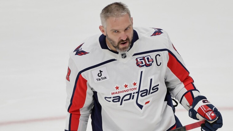 alex-ovechkin-breaks-wayne-gretzky’s-record-for-most-career-goals