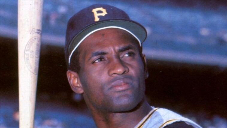 pirates-apologize,-plan-to-re-add-clemente-sign