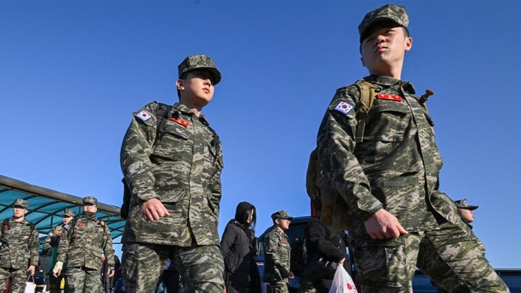 south-korea-says-10-north-korean-soldiers-crossed-military-demarcation-line,-warning-shots-fired