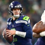 source:-qb-lock-set-for-second-stint-in-seattle
