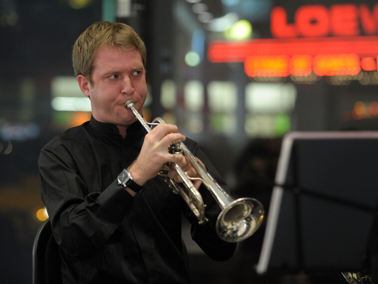 i’m-no-horndog:-ny-philharmonic-trumpeter-fired-for-sexual-misconduct-sues-for-$25m
