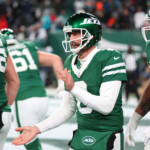 aaron-rodgers’-free-agency-saga-could-take-a-saints-twist-with-derek-carr-surgery-possible