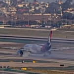 smoke-billows-on-lax-runway-after-flight-aborts-takeoff-over-‘unstable-nose-wheel’