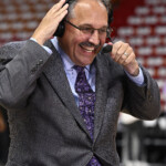 stan-van-gundy-takes-candid-dig-at-‘front-running’-knicks-fans