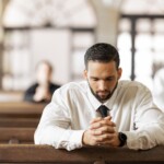 gen-z-leads-rise-in-church-attendance-in-uk:-poll