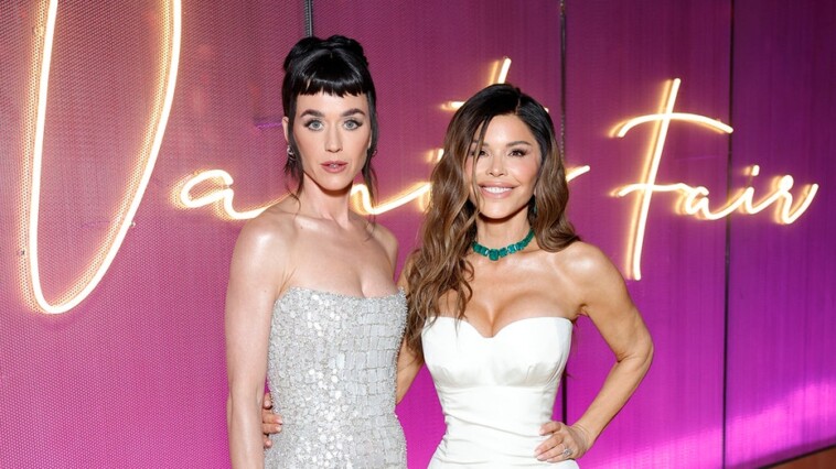 katy-perry,-lauren-sanchez-show-off-blue-origin-flight-suits-that-bring-‘spice-to-space’