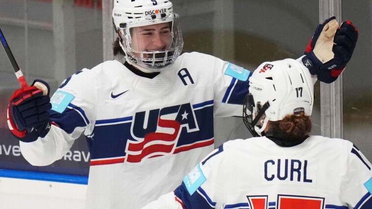 us.-stays-perfect,-tops-canada-at-women’s-worlds