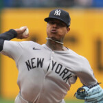 yankees'-marcus-stroman-goes-on-il-due-to-knee-inflammation-after-giving-up-5-runs-to-giants