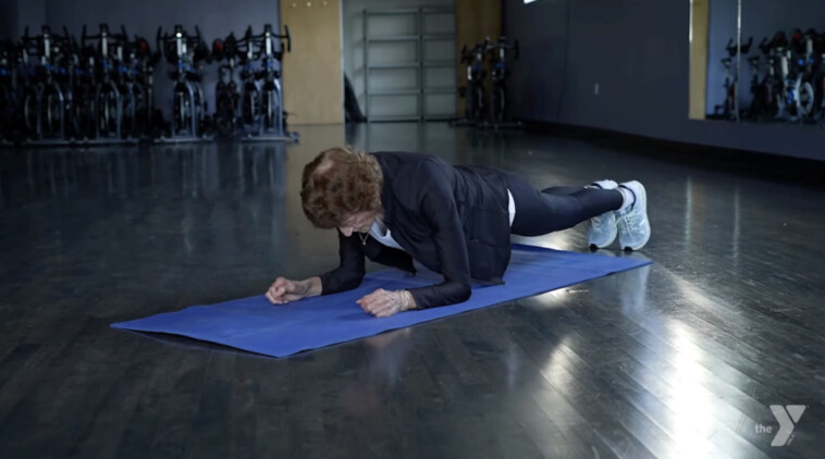 long-island-woman,-100,-can-hold-a-plank-for-longer-than-most-athletes