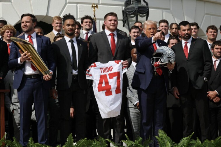 trump,-vance-celebrate-ohio-state’s-2025-national-championship-at-the-white-house