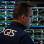 dow-jumps-400+-points-after-trump-moves-smartphones,-computers-to-different-‘tariff-bucket’